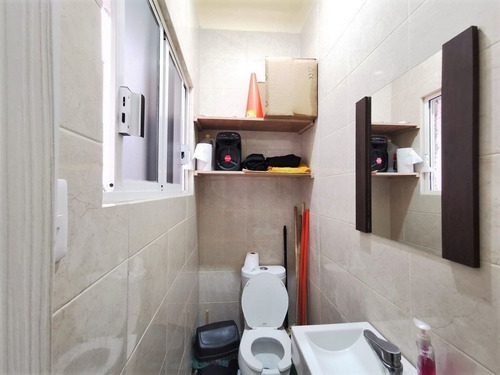 Local 24m2 / Planta Baja / A Pie De Calle