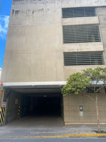 Vendo Cochera Barrio Centro Cordoba