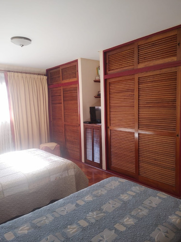 Imagen 16 de 21 de Chalet 4 Amb + Escritorio Cochera. Fondo Libre