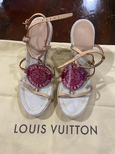 Zapatos Louis Vuitton de segunda mano en WALLAPOP