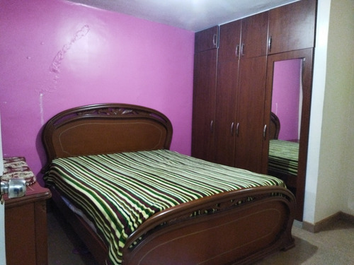 Imagen 7 de 8 de Casa En Urb. Colinas De Santa Rosa