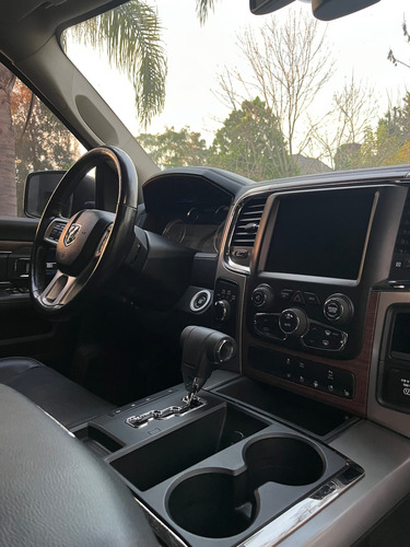 RAM 1500 5.7 Laramie Atx V8