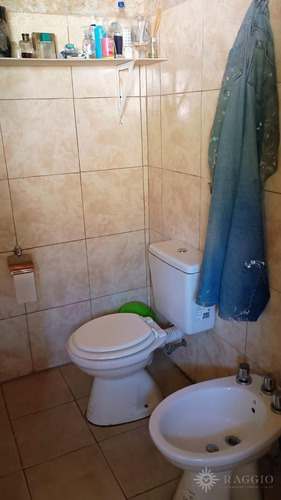 Casa De Cinco Ambientes En Terreno De 2500 M2 (so-32)