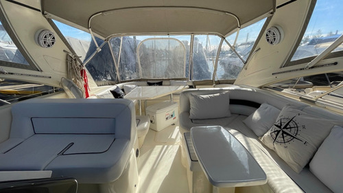 Imagen 3 de 12 de Princess V40 - 1998 - 2 Volvo 260 Hp - Mooney Embarcaciones