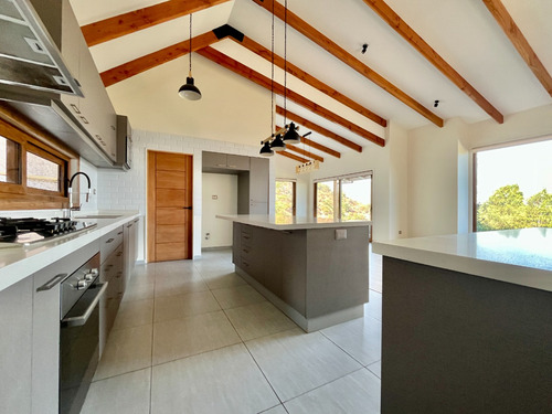 Increíble Casa Con Espectacular Vista En Hasparren