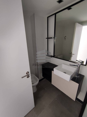 Imagen 7 de 8 de Vendo Apartamento De 1 Dormitorio En Buceo Sobre La Rambla