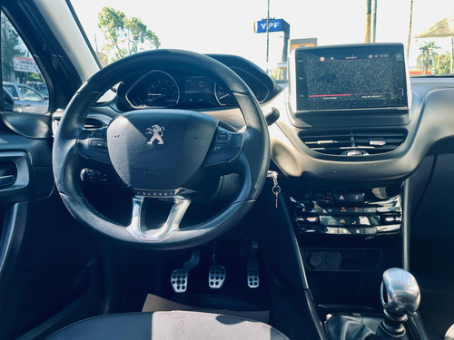 Peugeot 2008 1.6 Thp Sport