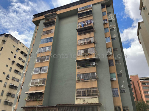 Hermoso Penthouse En Venta. La Urbina 