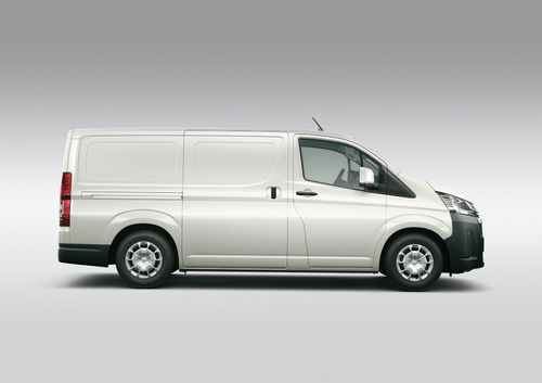 Toyota Hiace L1h1 2.8 A/t 4p