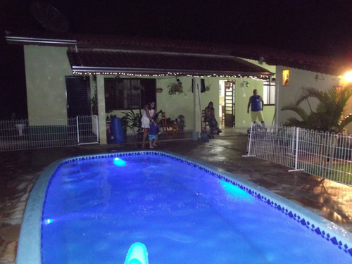 Chácara Com Piscina E Ótima Localização Em Jarinu/sp