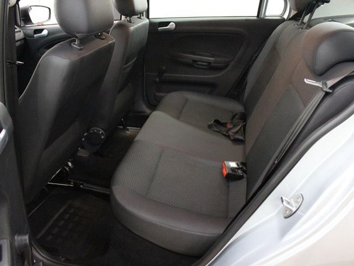 Volkswagen Voyage Trendline 1.6 Total Flex, Ipu1214