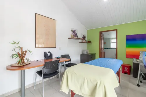 Casa En Venta En San Patricio. Cod V8698