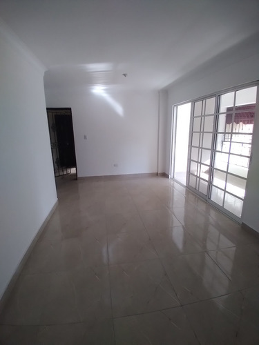 Apartamento En Alquiler Renacimiento Remodelado 