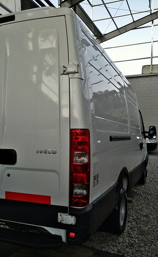 Imagen 2 de 20 de Iveco Daily 55c17