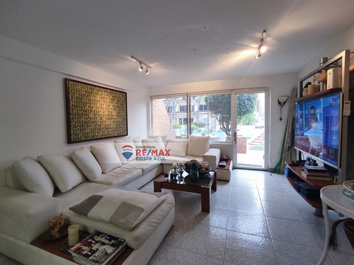 En Venta Hermoso Y Cómodo Apartamento En Residencias Ancorage Tucacas.