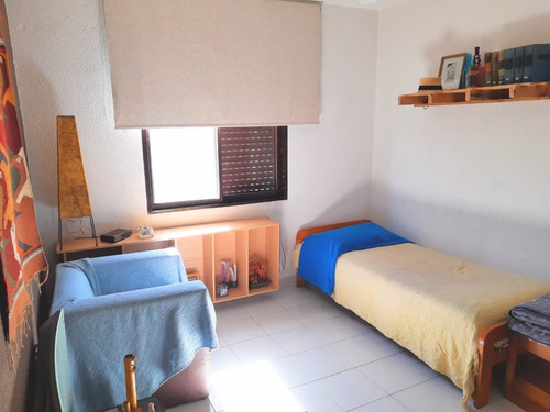 Imagen 8 de 9 de Departamento En Venta Complejo Las Flores En Avellaneda.
