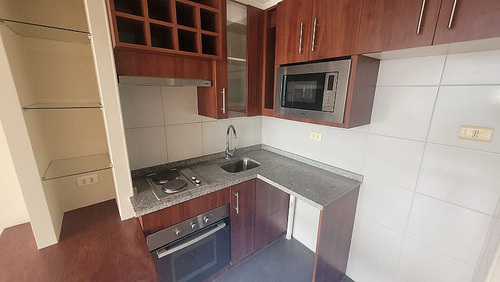 Depto. 1 Dorm. Con Est. Cercano A Metro Irarrazaval