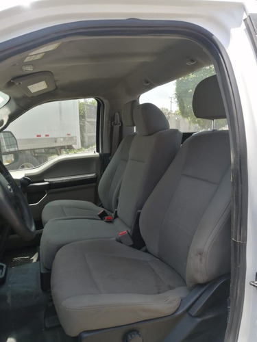 Imagen 6 de 7 de Ford F-350