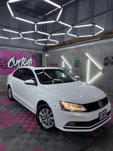 Volkswagen Vento 2.0 Comfort I 110cv