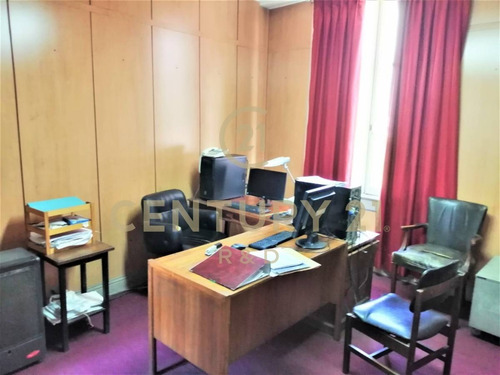 Imagen 11 de 15 de Venta De Oficina Con 254mts2 Y 1e, En Calle Dieciocho, Sa...