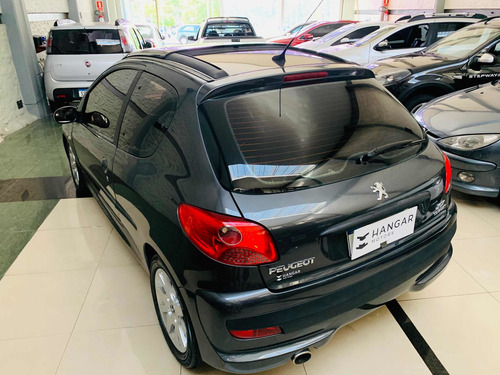 Peugeot 207 Compact Image 50% Financiado