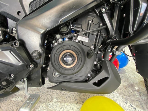 Imagen 4 de 12 de Dominar 400 Touring
