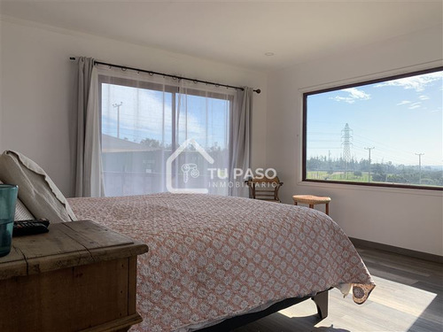 Casa En Arriendo De 4 Dorm. En Quintero