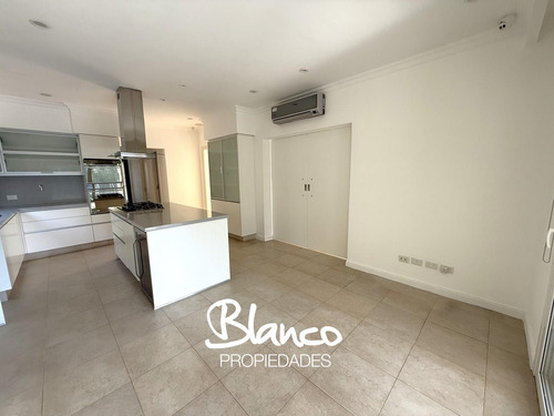 Casa En Venta En La Lomada, Pilar, G.b.a. Zona Norte