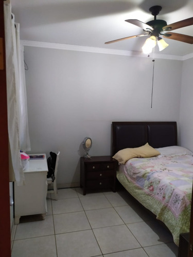 Imagem 9 de 14 de Belissima Casa Bairro Iguaçu
