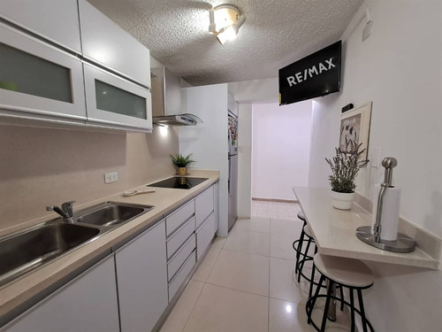 Re/max 2mil Vende Apartamento En El Conjunto Residencial San Francisco, Porlamar. Isla De Margarita, Estado Nueva Esparta