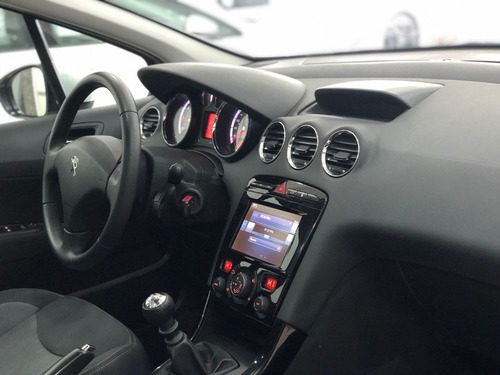 Imagen 9 de 15 de Peugeot 308 1.6 Allure Pack Hdi 2019 48.000km