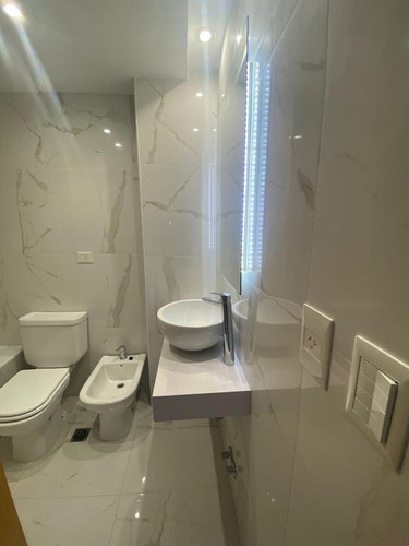 Imagen 9 de 21 de Unico 2 Amb, Gran Balcon Aterrazado! Edificio Con Sum-terraza Y Parrilla!