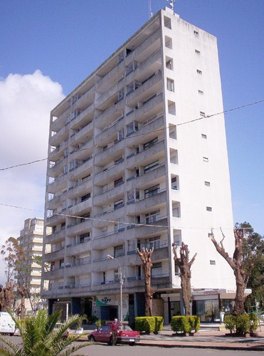 Venta, Apartamento Con Vista Al Mar, Céntrico Ap160