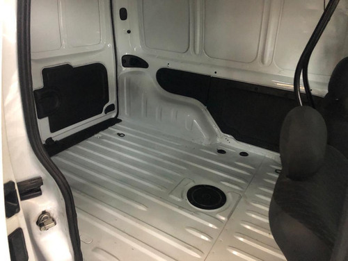 Imagem 7 de 11 de Renault Kangoo Express Branca 2014/2015 Flex Mec