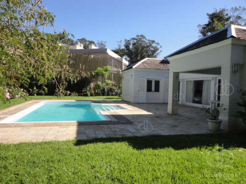 Imagen 30 de 30 de Punta Del Este, Rincon Del Indio, Brava, 3 Dormitorios Y Piscina.