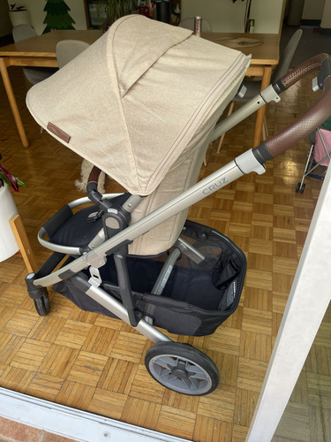 Carriola Uppababy Cruz V2 Color Declan Chasis Aluminio (Usado)