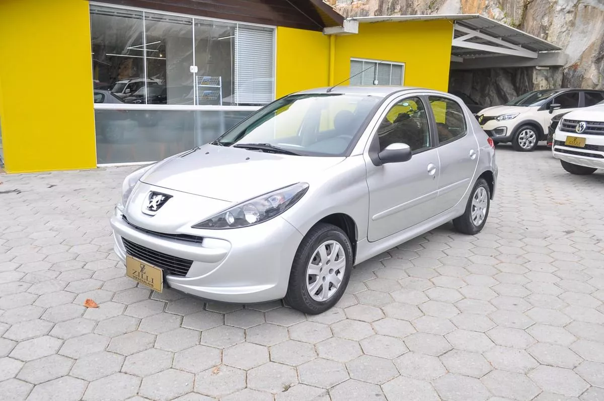 Peugeot 207 ACTIVE 1.4 MT