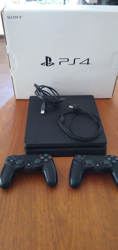 Play 4 Slim 1 Tb Con Su Caja Usado En Perfecto Estado 