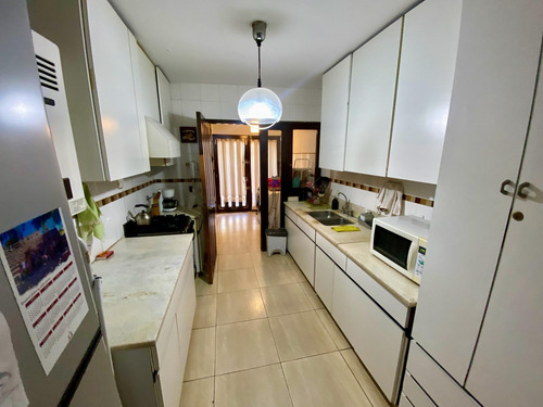 4 Dorm ( 1 En Suite) Apto Crèdito Mts Hospital Privado Casas En Venta Parque Velez Sarsfield