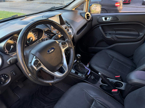 Ford Fiesta Kinetic 1.6 Titanium 120cv