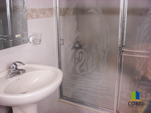 Imagen 9 de 10 de Casa De Dos Niveles En Las Cayenas Santiago Rd