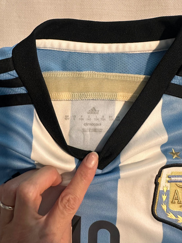 Remera Original Adidas Mundial 2014. Talle 10. (Usado)