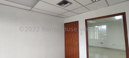 Karen García Vende Una Amplia Y Espaciosa Oficina En El Centro De Barquisimeto, Ideal Para Tu Empresa, Buena Vista Al Manzano, Grandes Espacios.