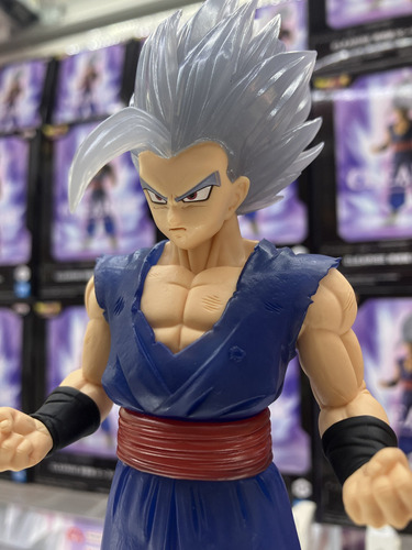 Figura de Gohan Vegito em Dragon Ball Cell Goku Vegeta Trunks