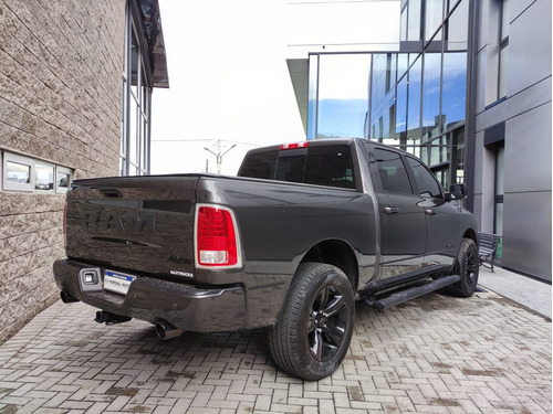 RAM 1500 5.7 Laramie Nigth Edition