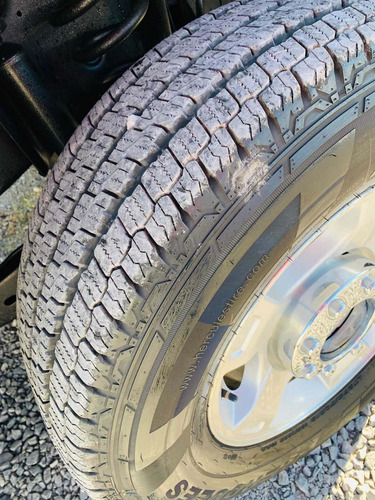 Imagen 8 de 15 de Ford F-250 4x4 Súper Duty