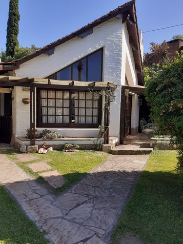 Casa En Venta/permuto En Las Lajas.
