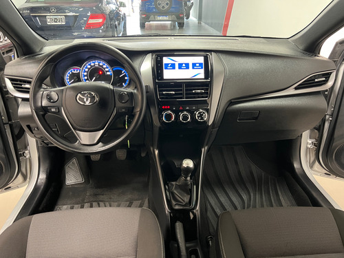Toyota Yaris 1.5 107cv Xs