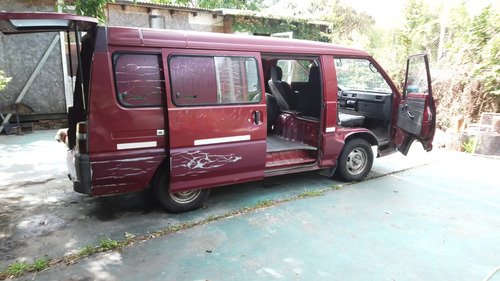 Mitsubishi L300 2.5 Minibus