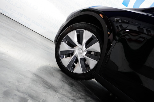 Tesla Model Y 2020